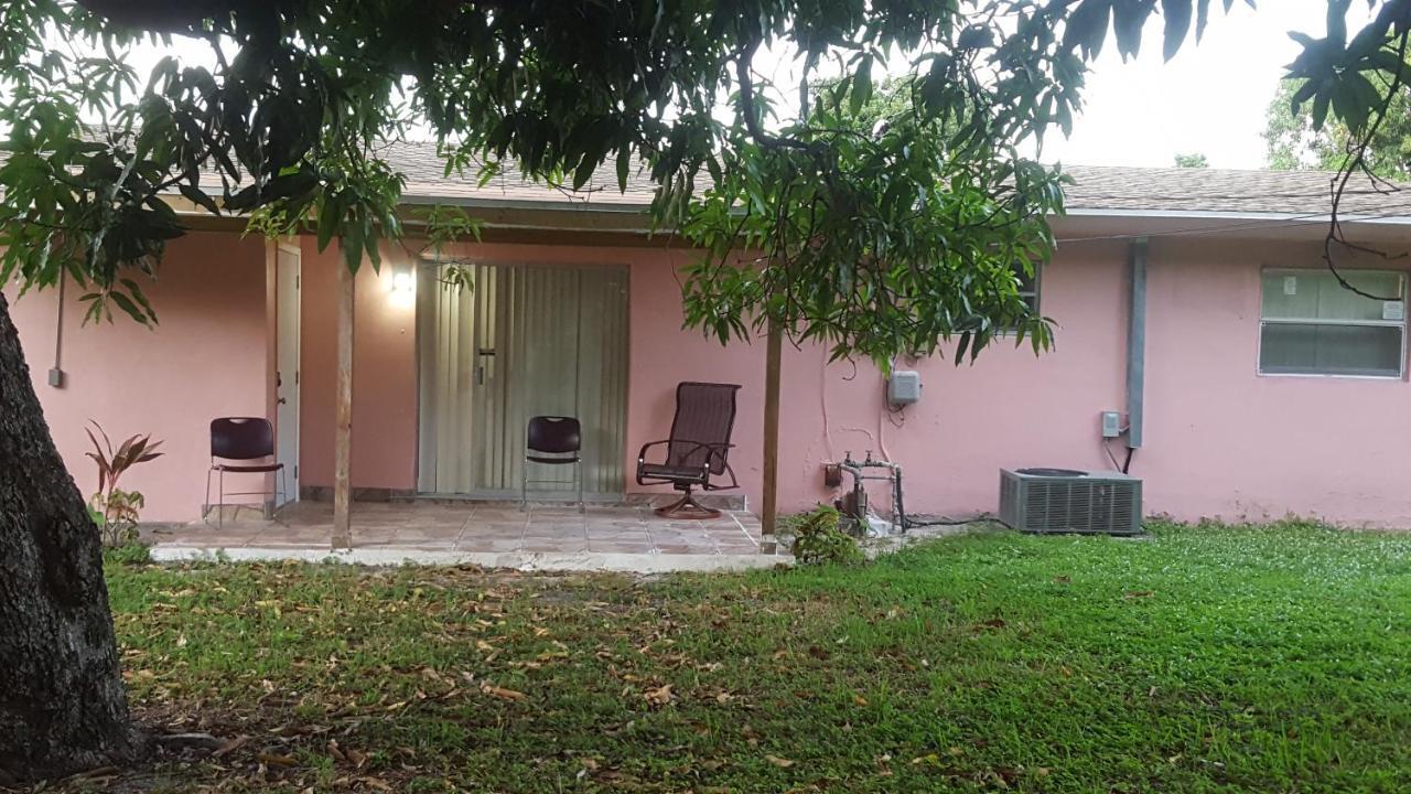 The Jazzy Escape Villa Miami Luaran gambar
